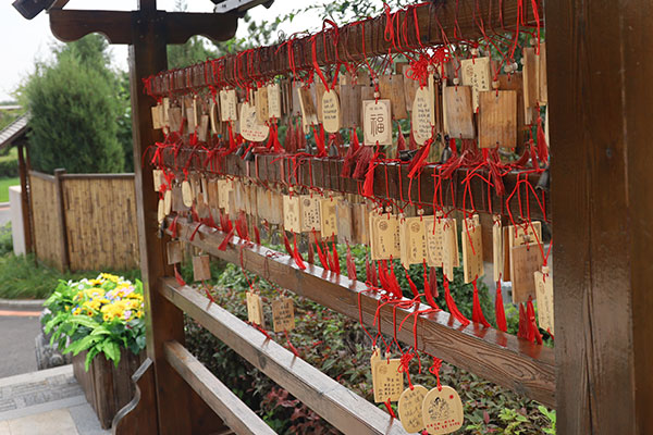 我國(guó)傳統(tǒng)祭祀習(xí)俗在天津陵園公墓得到了很好的傳承和發(fā)揚(yáng)